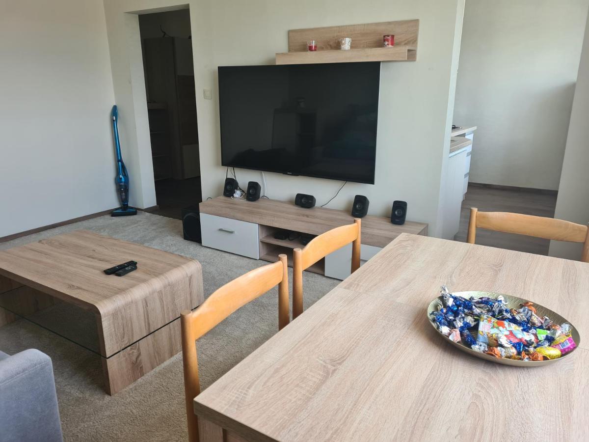 Apartman Valentin Appartement Komárno Buitenkant foto